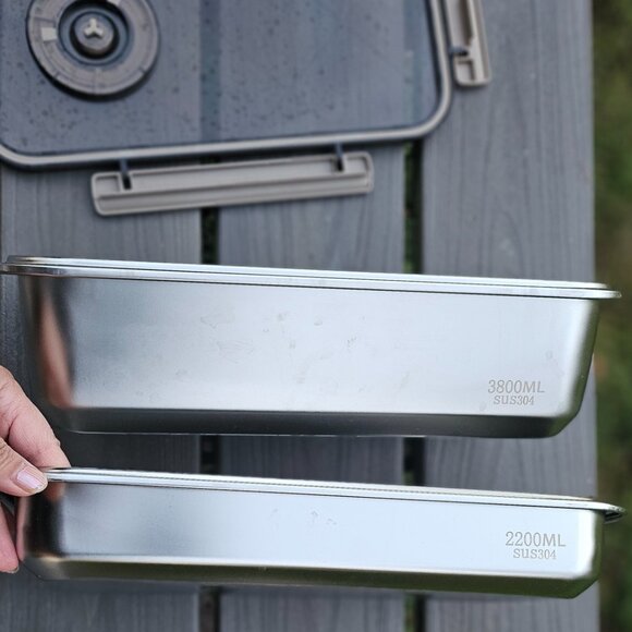 Set of two stainless steel food containers with airtight plastic lids - Picture 8 of 8